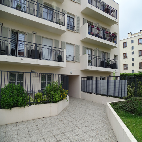 Offres de location Parking Rambouillet 78120